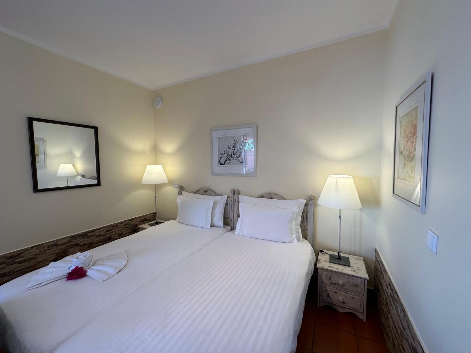 Inn & Art Madeira Canico  Bagian luar foto
